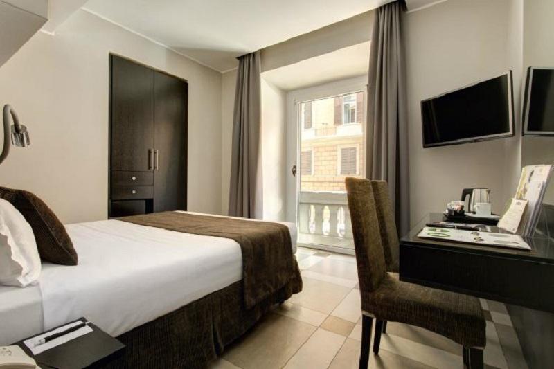 اتاق راحتی سه تخته, Best Western Plus Hotel Universo