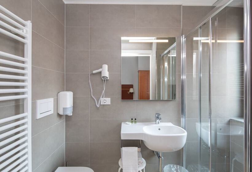 اتاق استاندارد یک نفره, Excelsior Pavia