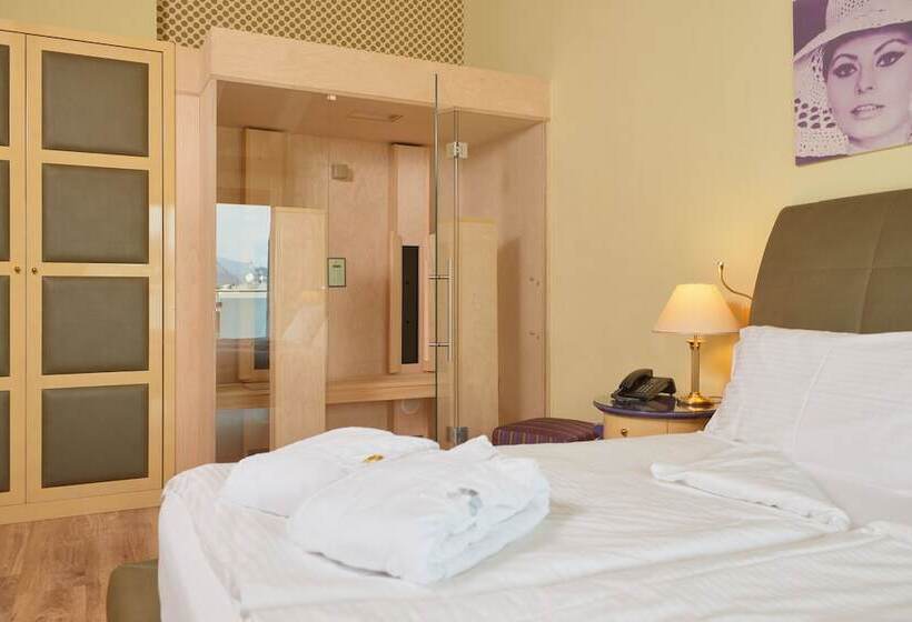 자쿠지 스위트, Parc Hotel Flora S