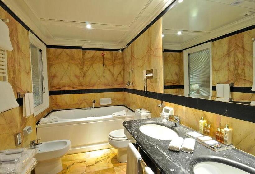 اتاق لوکس با بالکن, Parco Dei Principi Grand Hotel & Spa