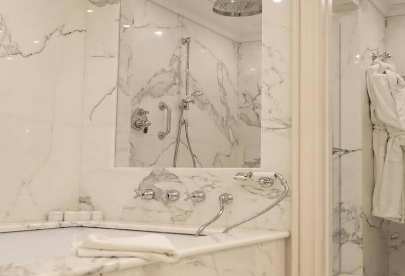 سوییت, Parco Dei Principi Grand Hotel & Spa