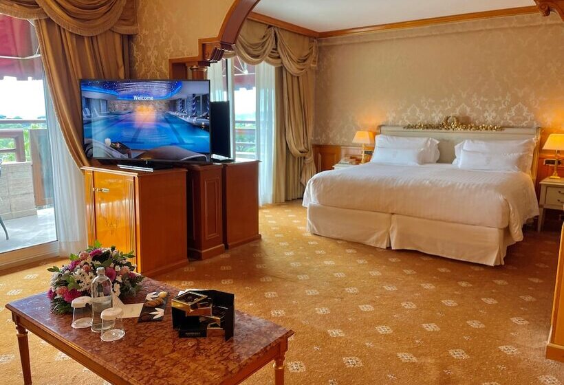 سوئیت جونیور با تراس, Parco Dei Principi Grand Hotel & Spa
