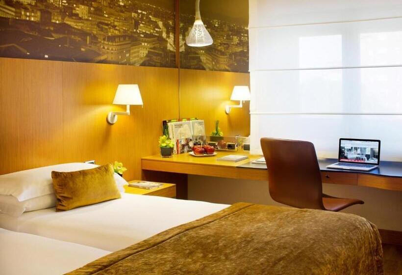 اتاق سوپریور, Starhotels Tourist