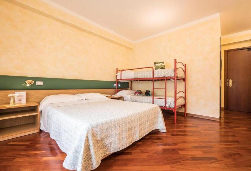 اتاق کلاسیک خانوادگی, Vega Perugia