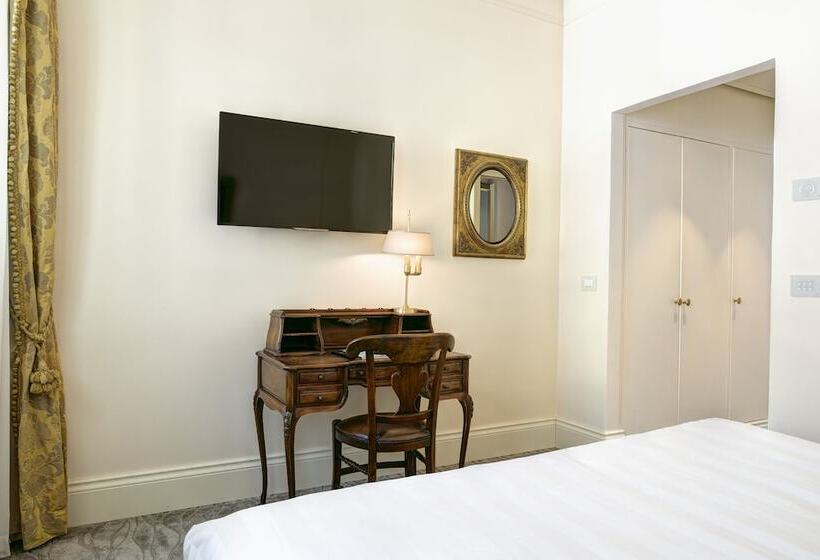 اتاق کلاسیک, Grand Hotel Duchi D Aosta