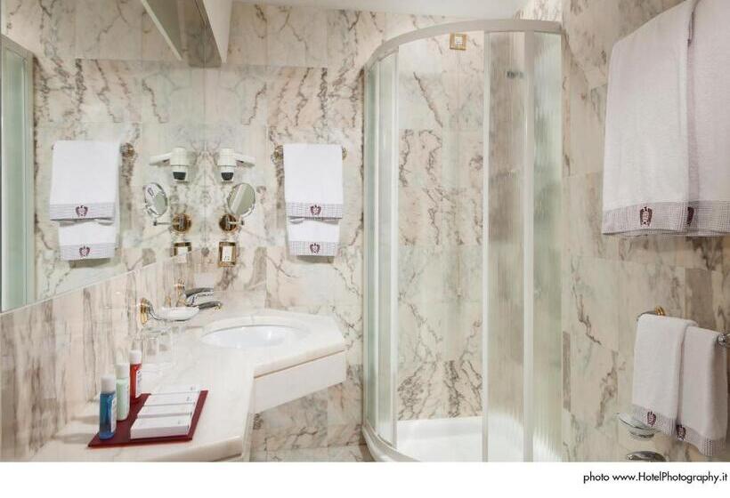 싱글 디럭스 룸, Grand Hotel Trento
