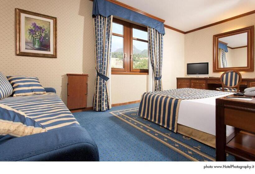 اتاق لوکس یک تخته, Grand Hotel Trento