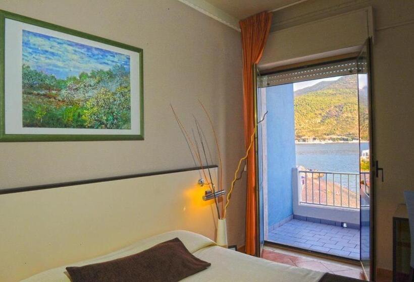 Номер Стандарт Вид на Море, Mediterraneo