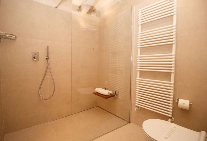 Quarto Deluxe Vista Lago, Olivi Hotel & Natural Spa