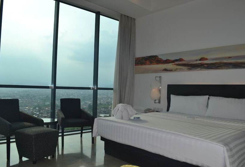 Номер Superior Вид на Горы, Novotel Lampung