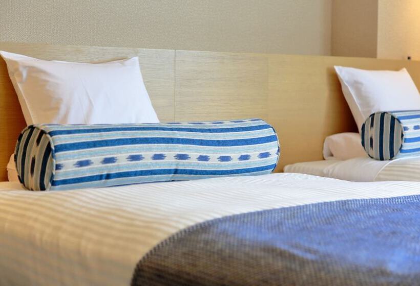 اتاق راحتی, Art Hotel Ishigakijima
