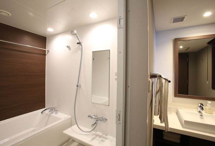 اتاق لوکس با چشم‌انداز دریا, Art Hotel Ishigakijima