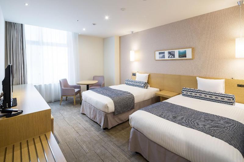 اتاق راحتی, Art Hotel Ishigakijima