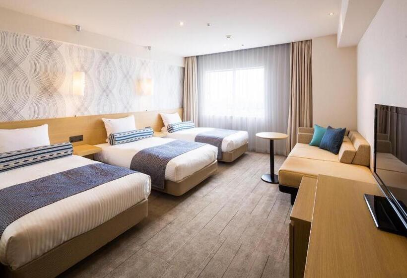 اتاق سوپریور سه تخته, Art Hotel Ishigakijima