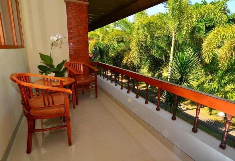 Номер Deluxe, Inna Sindhu Beach Hotel & Resort