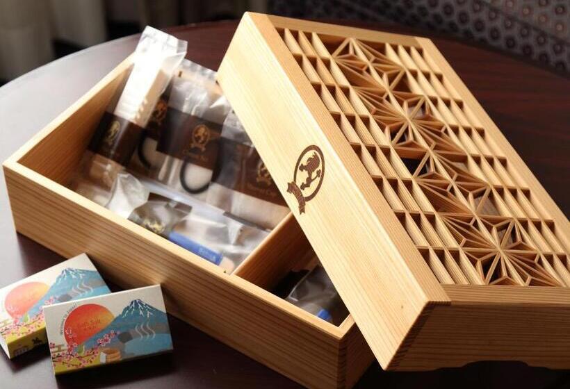 Номер Superior, Nishitetsu Grand