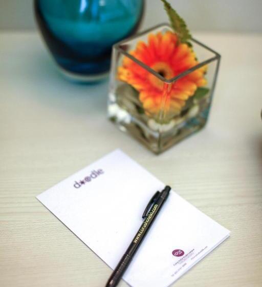 اتاق لوکس با تخت بزرگ, Corus Hotel Kuala Lumpur