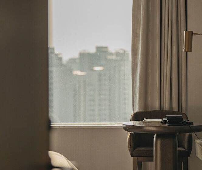 اتاق کلاب, Lotte Hotel World