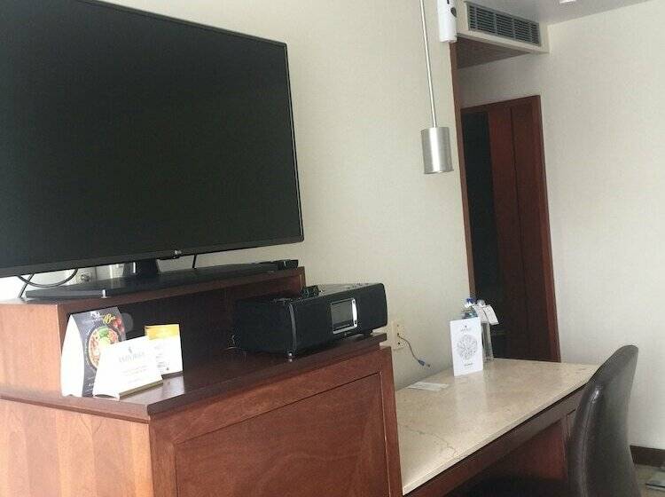 ２ダブルベッドのスタンダードルーム, Emporio Reforma
