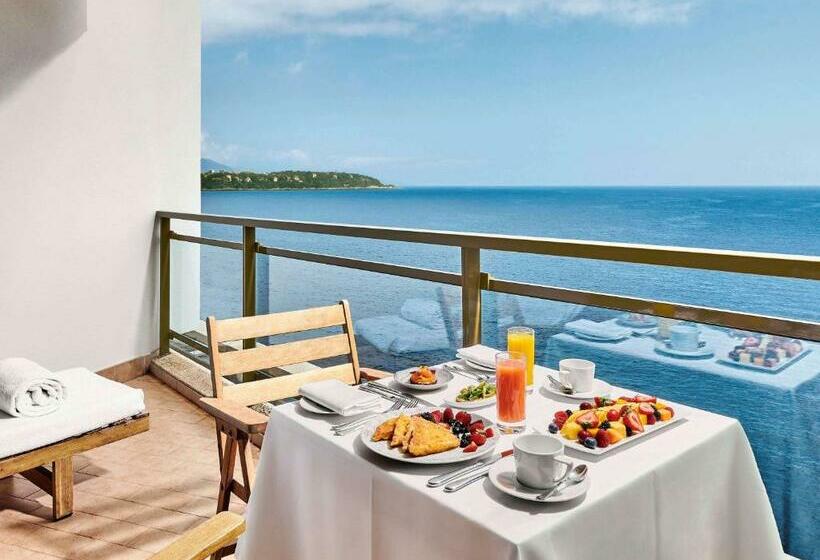 اتاق لوکس با تخت بزرگ, Fairmont Montecarlo