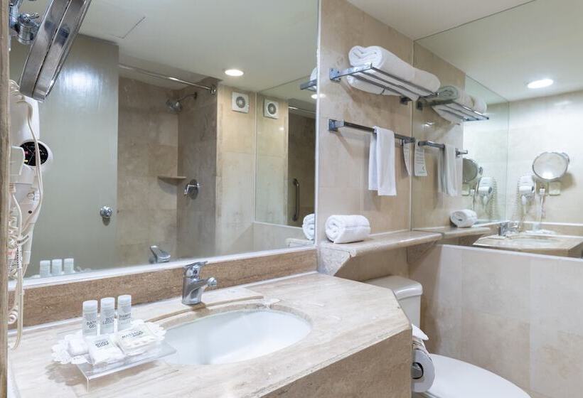 Люкс Вид на Город, Holiday Inn Guadalajara Expo Plaza Del Sol, An Ihg