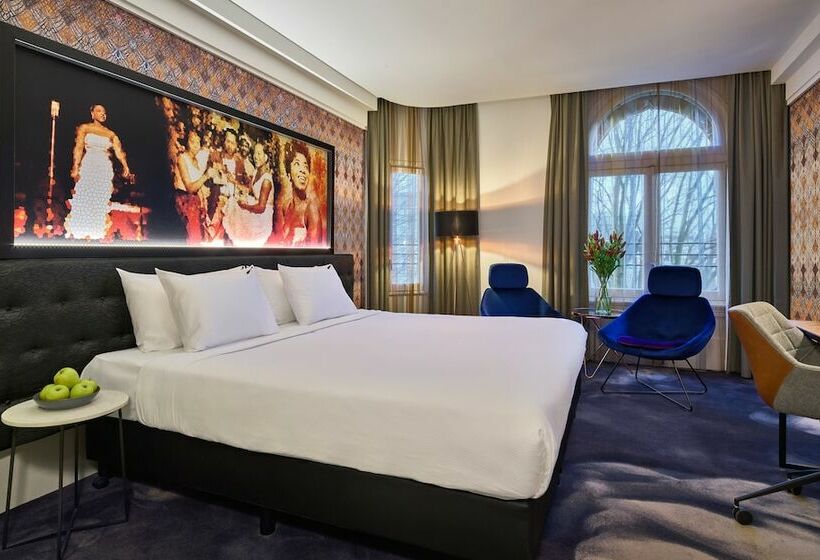 سوییت جونیور, Clayton Hotel Amsterdam American