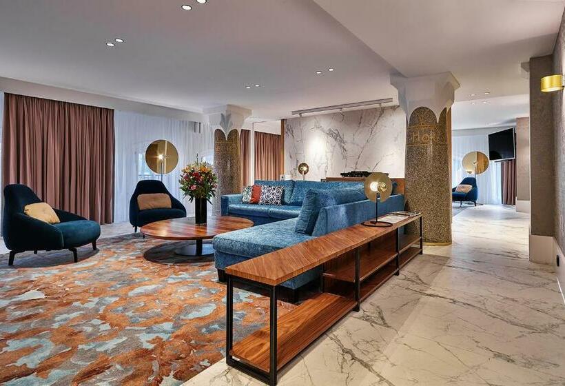 سوییت, Clayton Hotel Amsterdam American