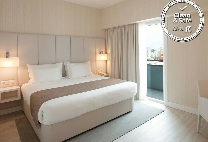 Habitación Premium con Balcón, Lutecia Smart Design