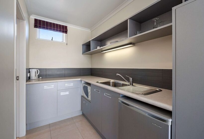 디럭스 스튜디오, Quality Inn Napier