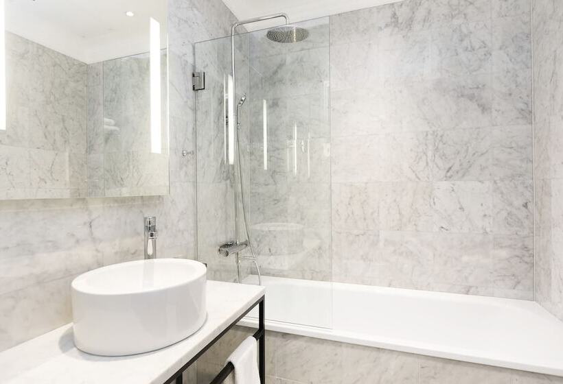 수피리어 룸, Elite Hotel Adlon