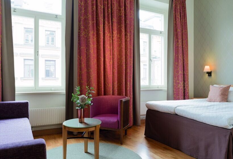 اتاق خانوادگی, Elite Hotel Adlon