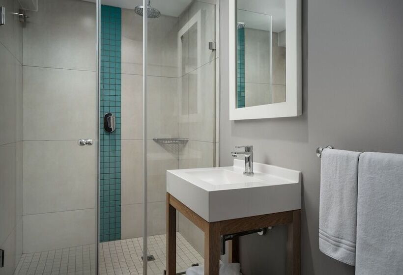 Номер Стандарт с Балконом, Protea Hotel By Marriott Cape Town Sea Point
