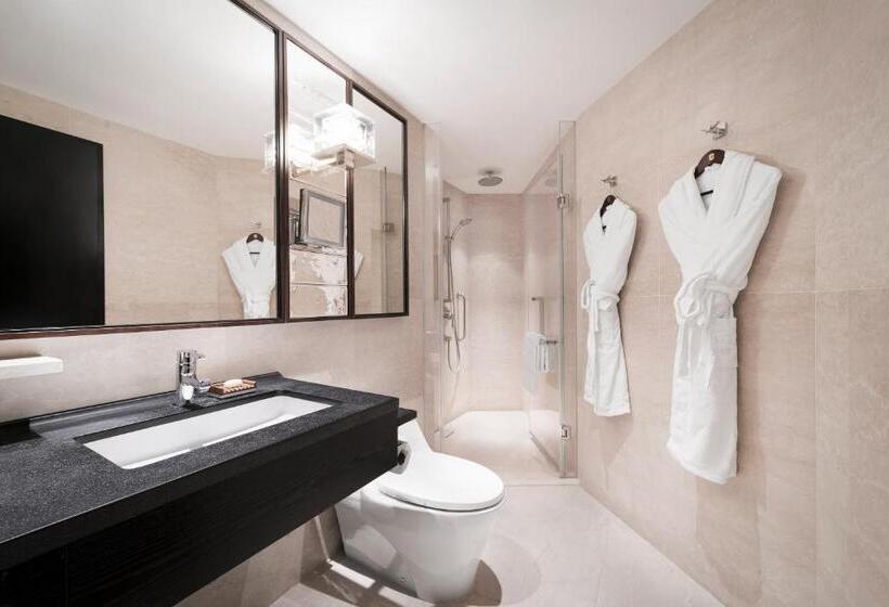 اتاق لوکس با تخت بزرگ, Shangri La Singapore
