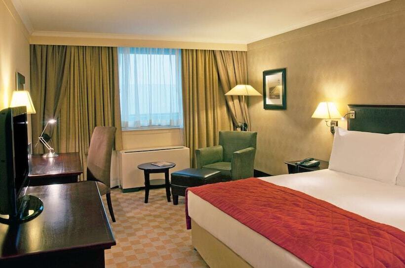 اتاق استاندارد با تخت بزرگ, Southern Sun Or Tambo International Airport