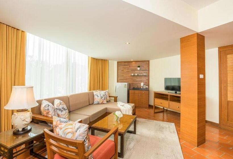 Люкс, Cosy Beach Hotel   Sha Extra Plus