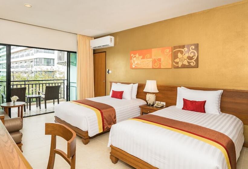 Номер Deluxe Вид на Море Боковой, Cosy Beach Hotel   Sha Extra Plus