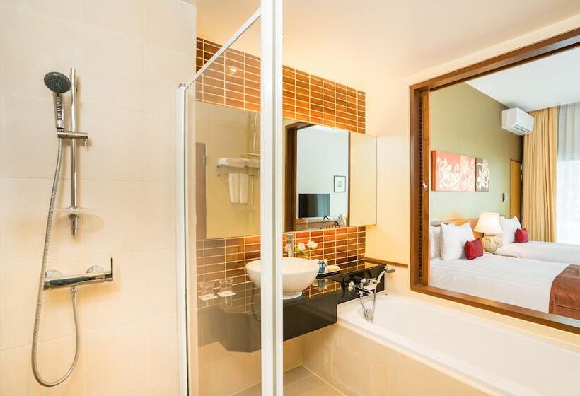 Семейный Номер Deluxe, Cosy Beach Hotel   Sha Extra Plus