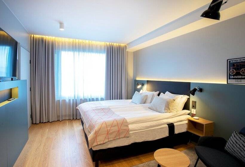Номер Стандарт Адаптированный для Инвалидов, Holiday Inn Helsinki   Expo, An Ihg