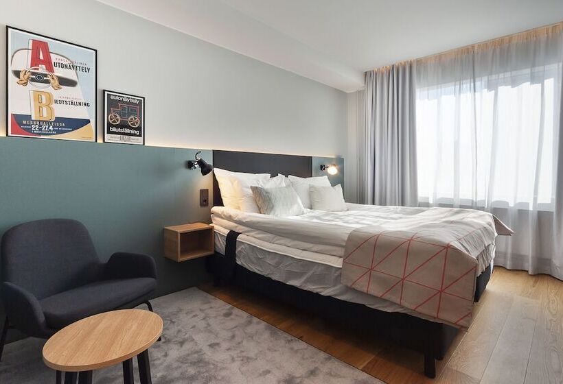 Номер Стандарт Адаптированный для Инвалидов, Holiday Inn Helsinki   Expo, An Ihg