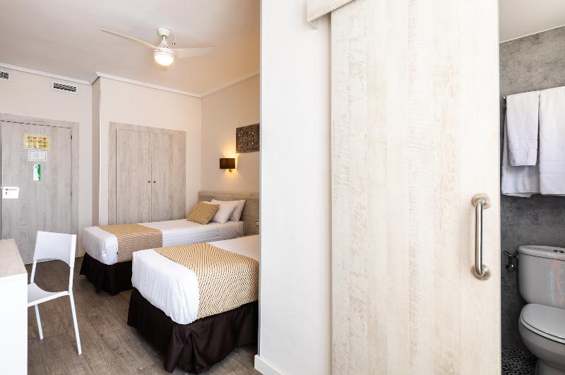 Номер Superior, Tropicana Pattaya