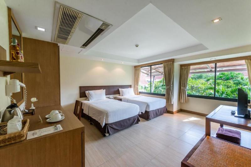 Quarto Superior, Tropicana Pattaya