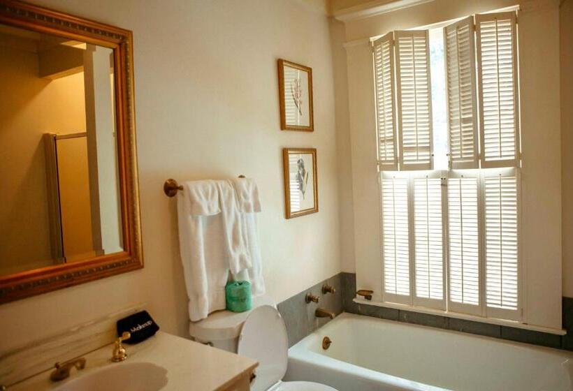 اتاق استاندارد با تخت بزرگ, Anchuca Historic Mansion & Inn