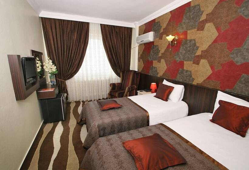 اتاق استاندارد سه نفره, Maya Hotel Istanbul