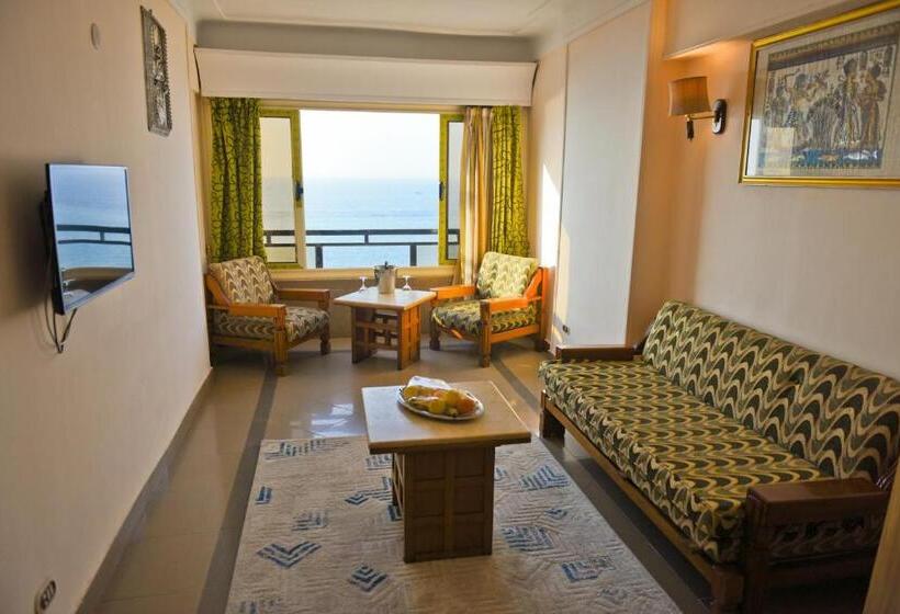 سوییت با چشم‌انداز دریا, Regency Hotel Alexandria
