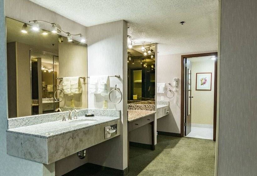 سوییت, Surestay Plus Hotel By Best Western Reno Airport