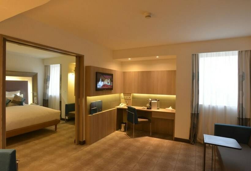 수피리어 스위트, Novotel Cairo Airport