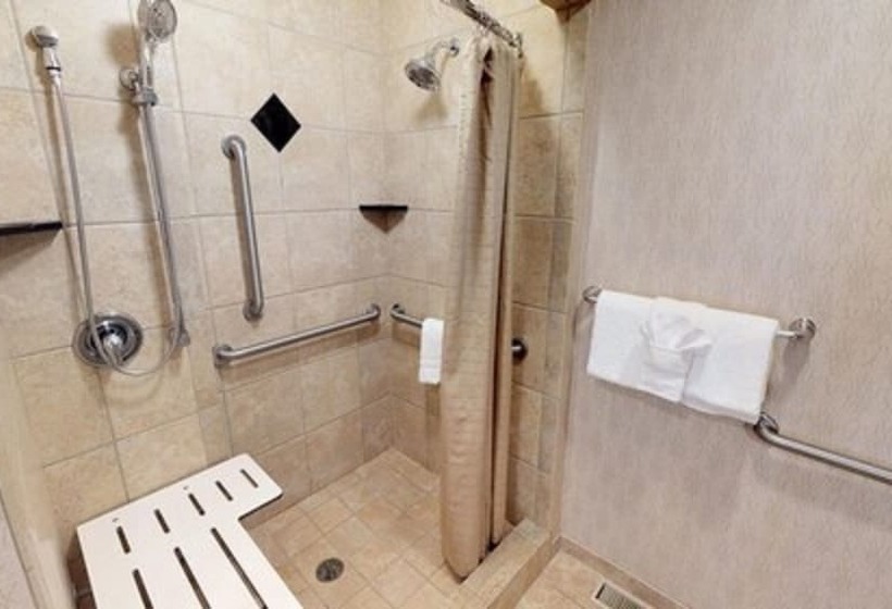 سوئیت برای معلولان, Eden Resort And Suites, Bw Premier Collection