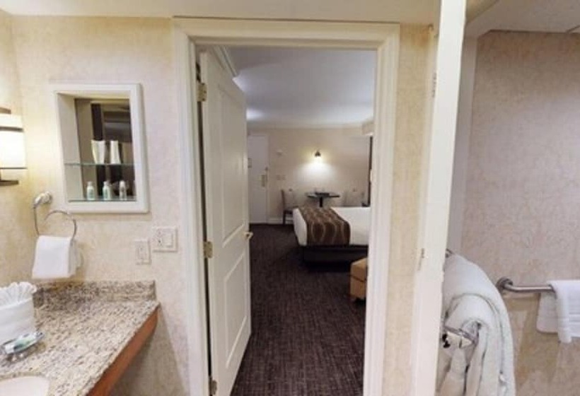 سوئیت برای معلولان, Eden Resort And Suites, Bw Premier Collection