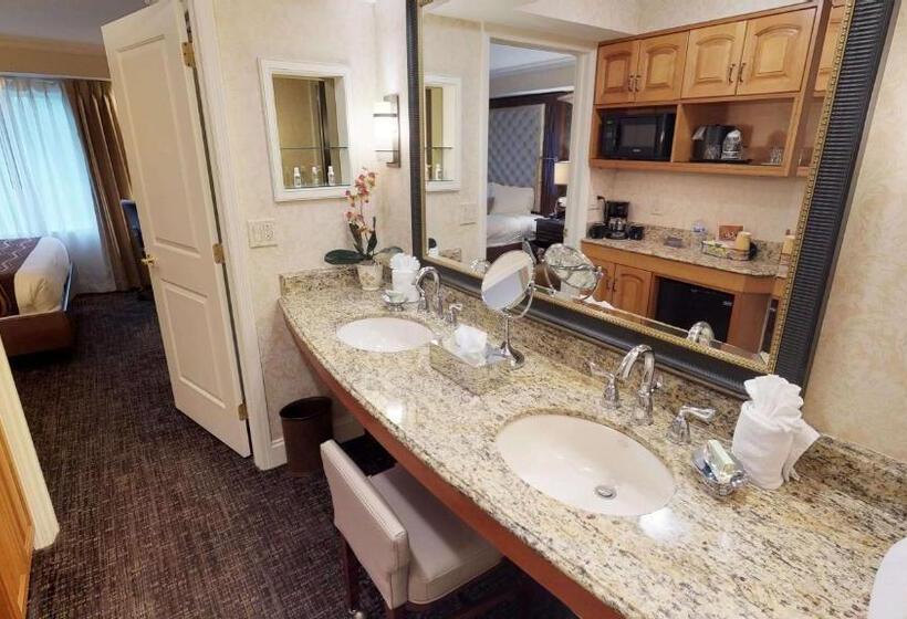 سوئیت با تخت بزرگ, Eden Resort And Suites, Bw Premier Collection