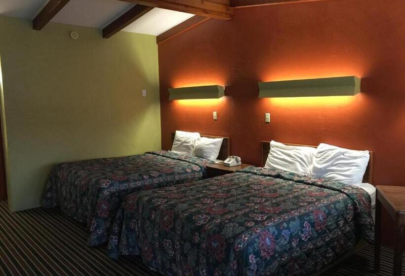 Номер Стандарт, Family Budget Inn Harrison